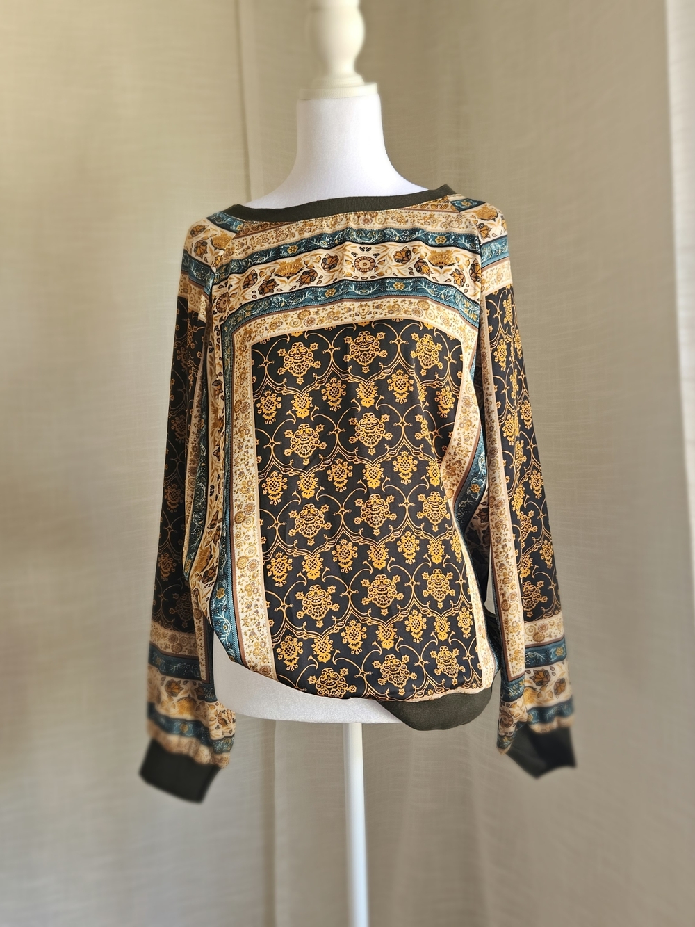 Kori America Scarf Print Boho Blouse Size M Medieval Baroque Long Sleeve Top - Picture 3 of 15